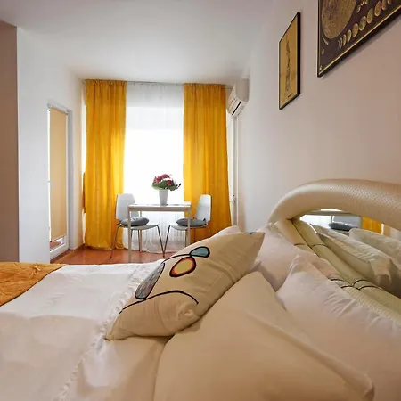 Joy Studio Apartment Bucharest